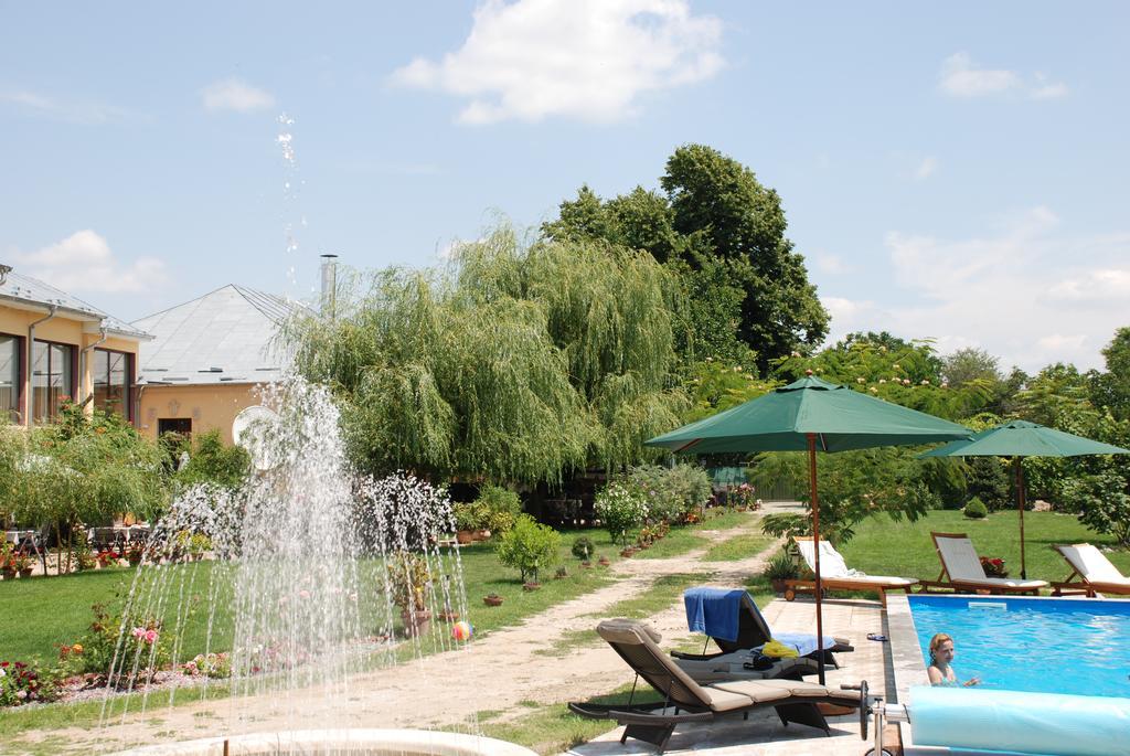 Villa Giulia Islaz 外观 照片
